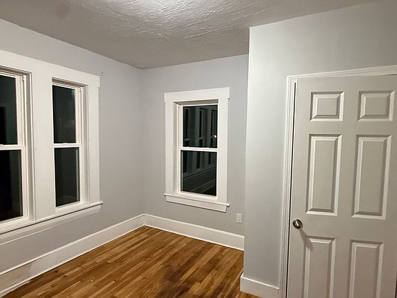 4th image of 11 Seaver St Floor 1