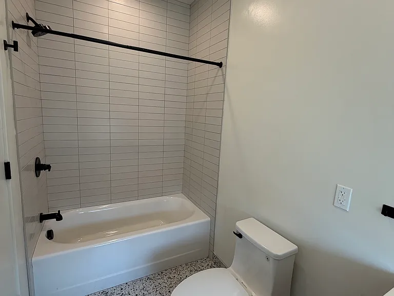 293 Fairmount Ave #403 — Photo 12