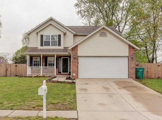413 Magnolia Dr, O'Fallon, IL 62269