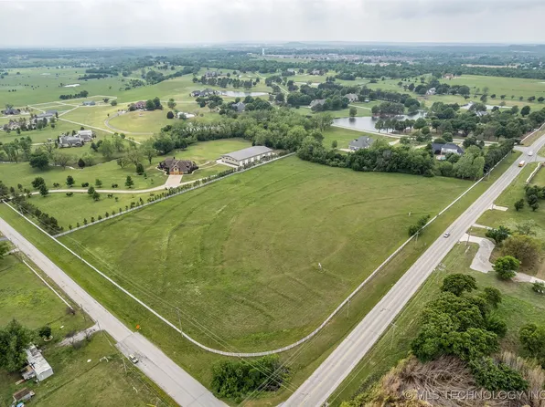 13116 S Lewis Ave, Bixby, OK 74008