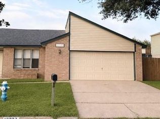 12227 Landcross Dr, Houston, TX 77099