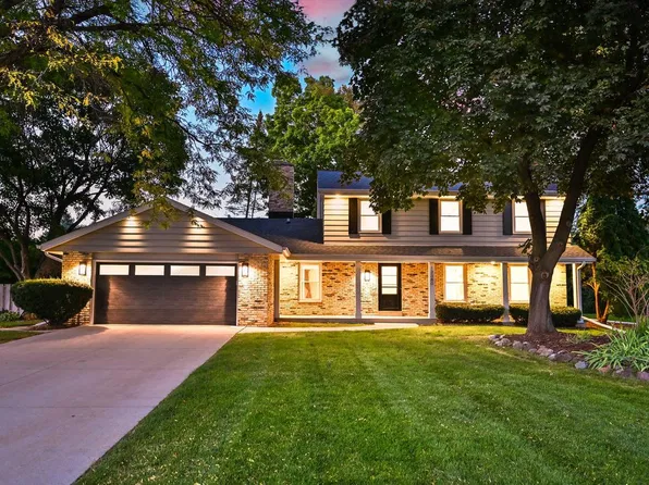 13380 Burlawn PARKWAY, Brookfield, WI 53005