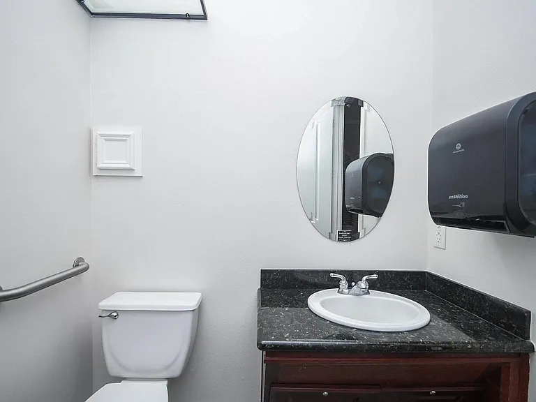 12814 Willow Centre Dr — Photo 19