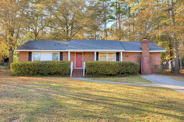 1st image of 127 Buckboard Dr