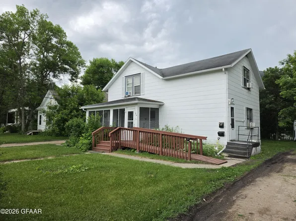 214 Spendley St, Crookston, MN 56716