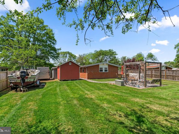 1205 Crawford Dr, Glen Burnie, MD 21061