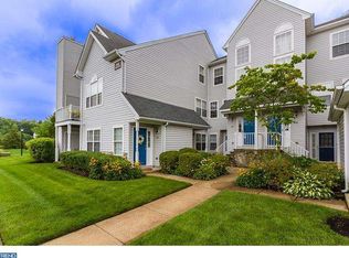 911 Rabbit Run Rd, Marlton, NJ 08053