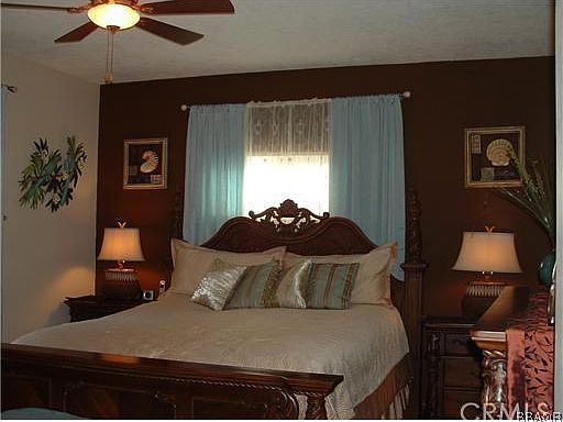 5th image of 24914 Jewell Dr