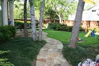 5th image of 8619 Glencrest Ln