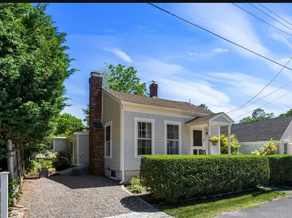 5 Franklin St, Dartmouth, MA 02748