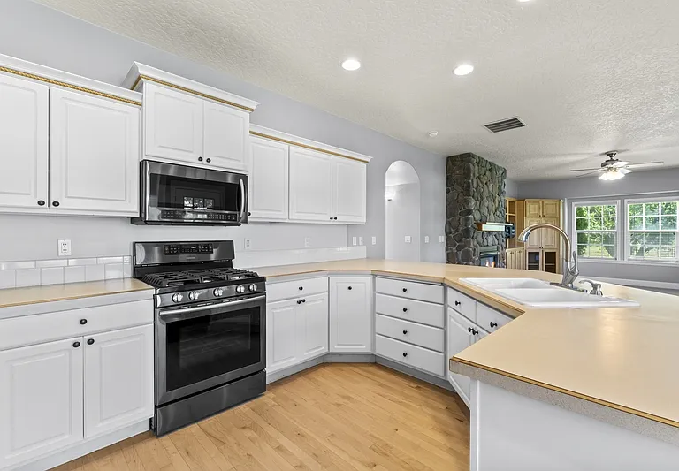 15081 Widgeon Ave — Photo 16