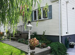 2604 Parkway Ave, Linden, NJ 07036