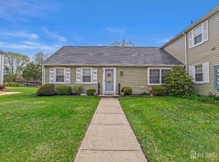 44 N Concord Ln, Monroe Township, NJ 08831