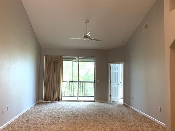 3rd image of 429 Enclave Pl