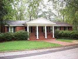 Home for Sale in Tupelo, Mississippi $205,000