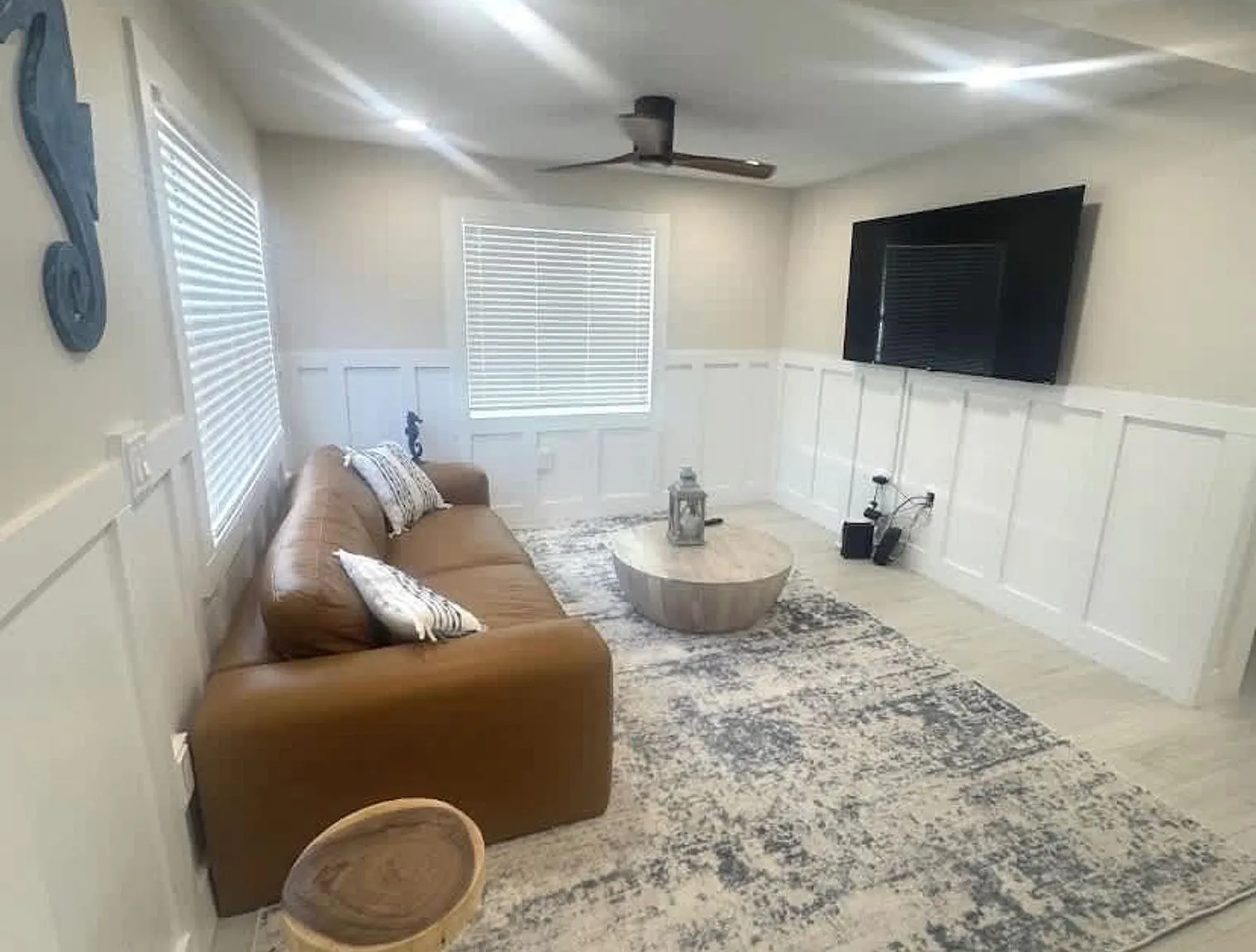 3 bed, 2.0 bath, 1076 sqft, $4,935 — Photo 1