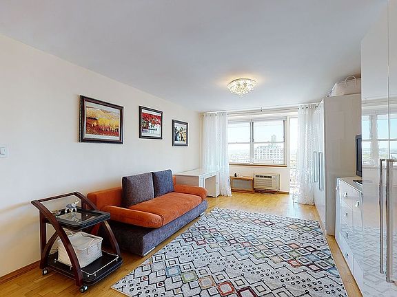 3rd image of 3131 Brighton 13 St #15S