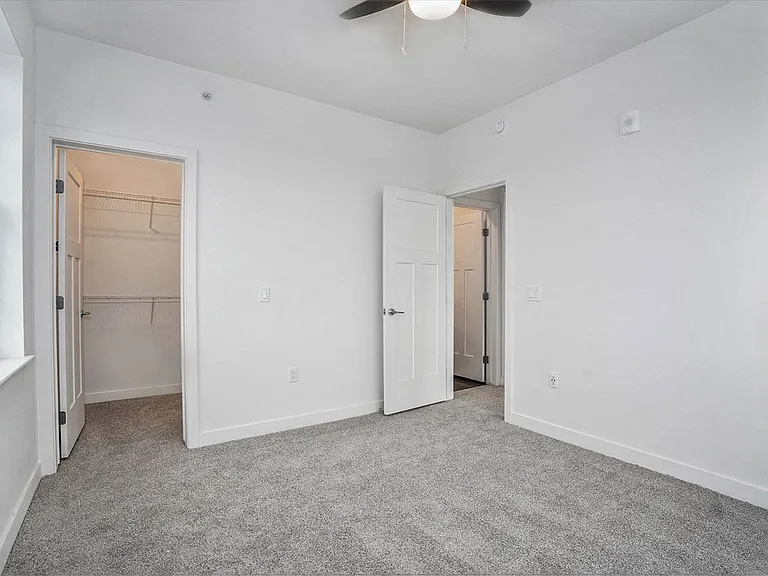 Meadowbrooke Apartment Homes — Photo 159
