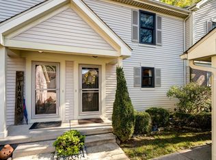 8388 Cliffthorne Way, Columbus, OH