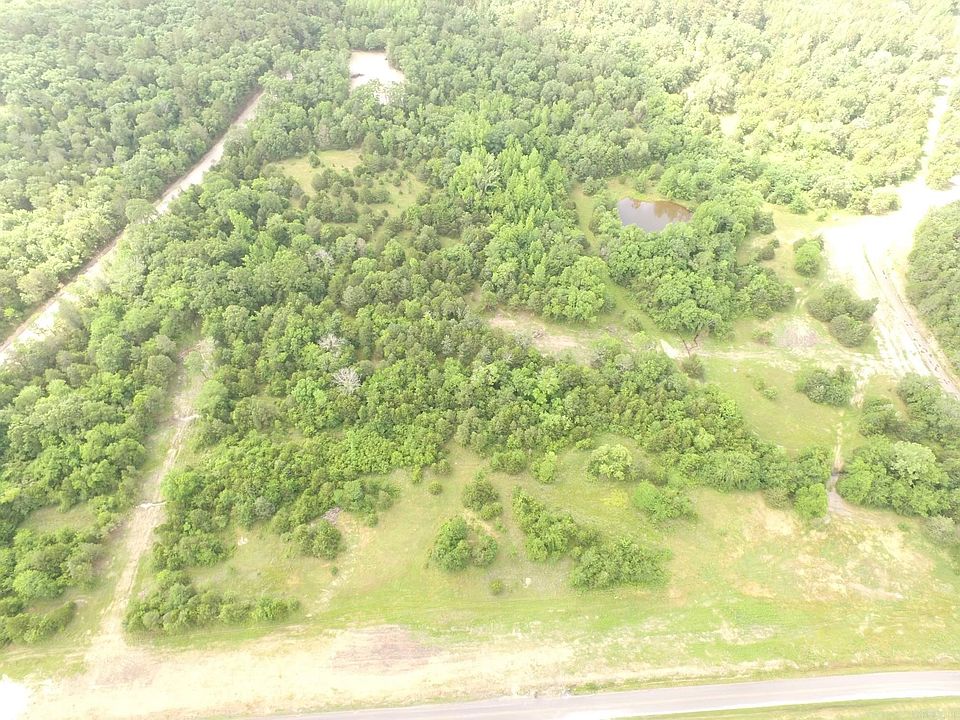 2nd image of 11 Ouachita North Ests