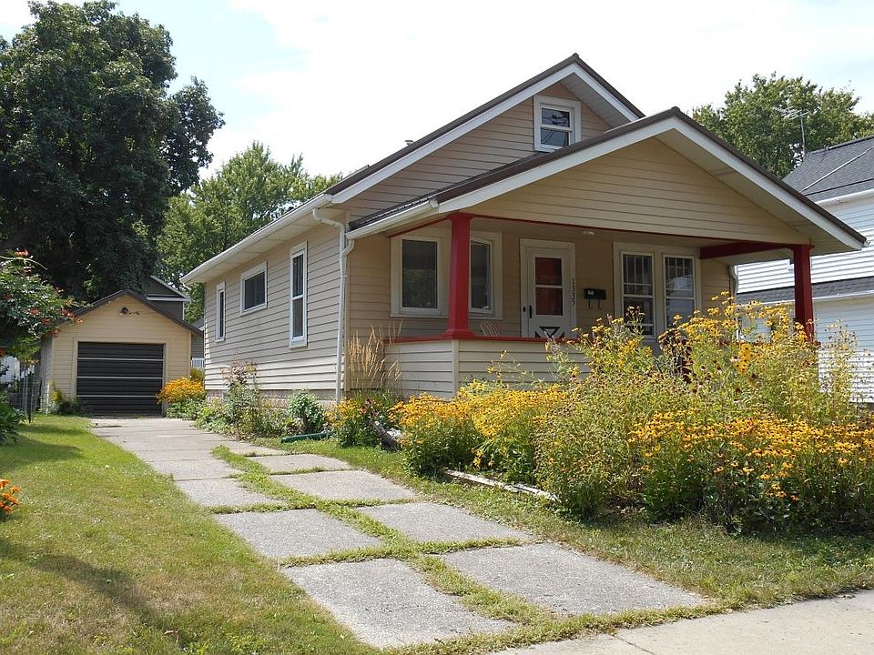 1st image of 1335 W Rogers Ave