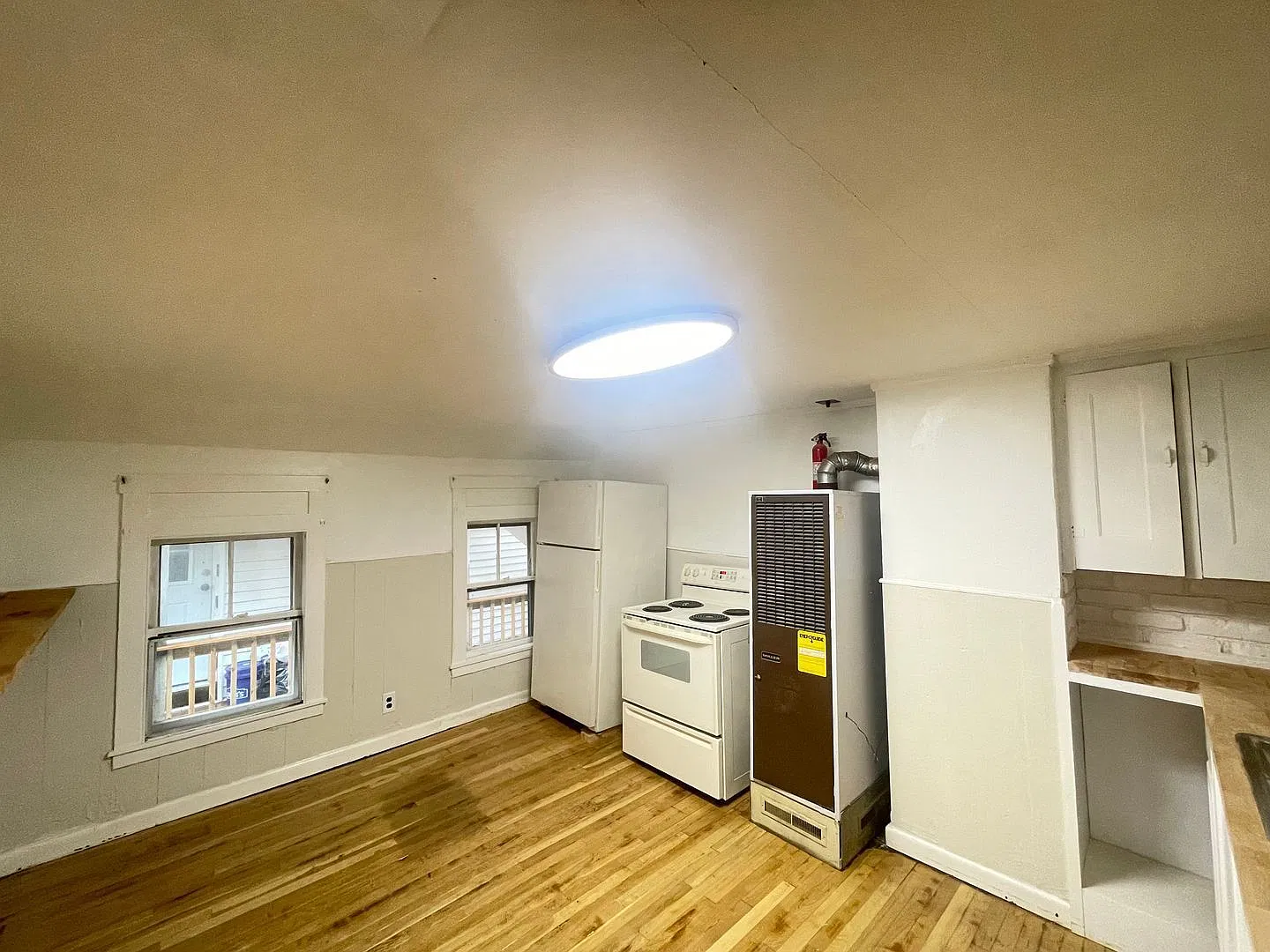 13 Mechanic St — Photo 1