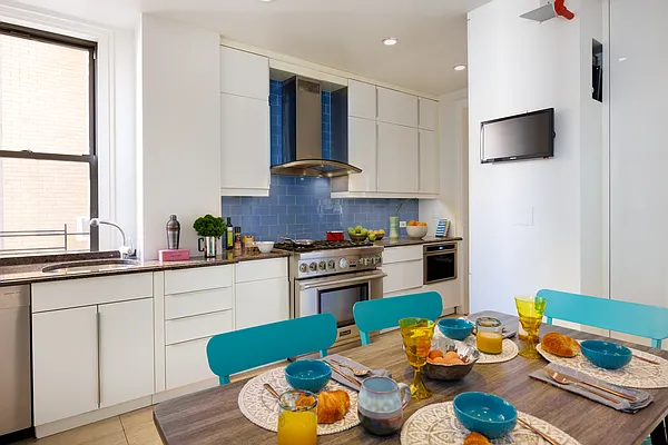 Sold by Brown Harris Stevens | media 4