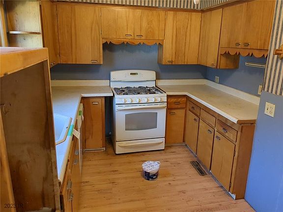 4th image of 603 Saint Phillips Ave