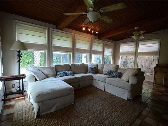 4th image of 436 Beverly Garden Dr