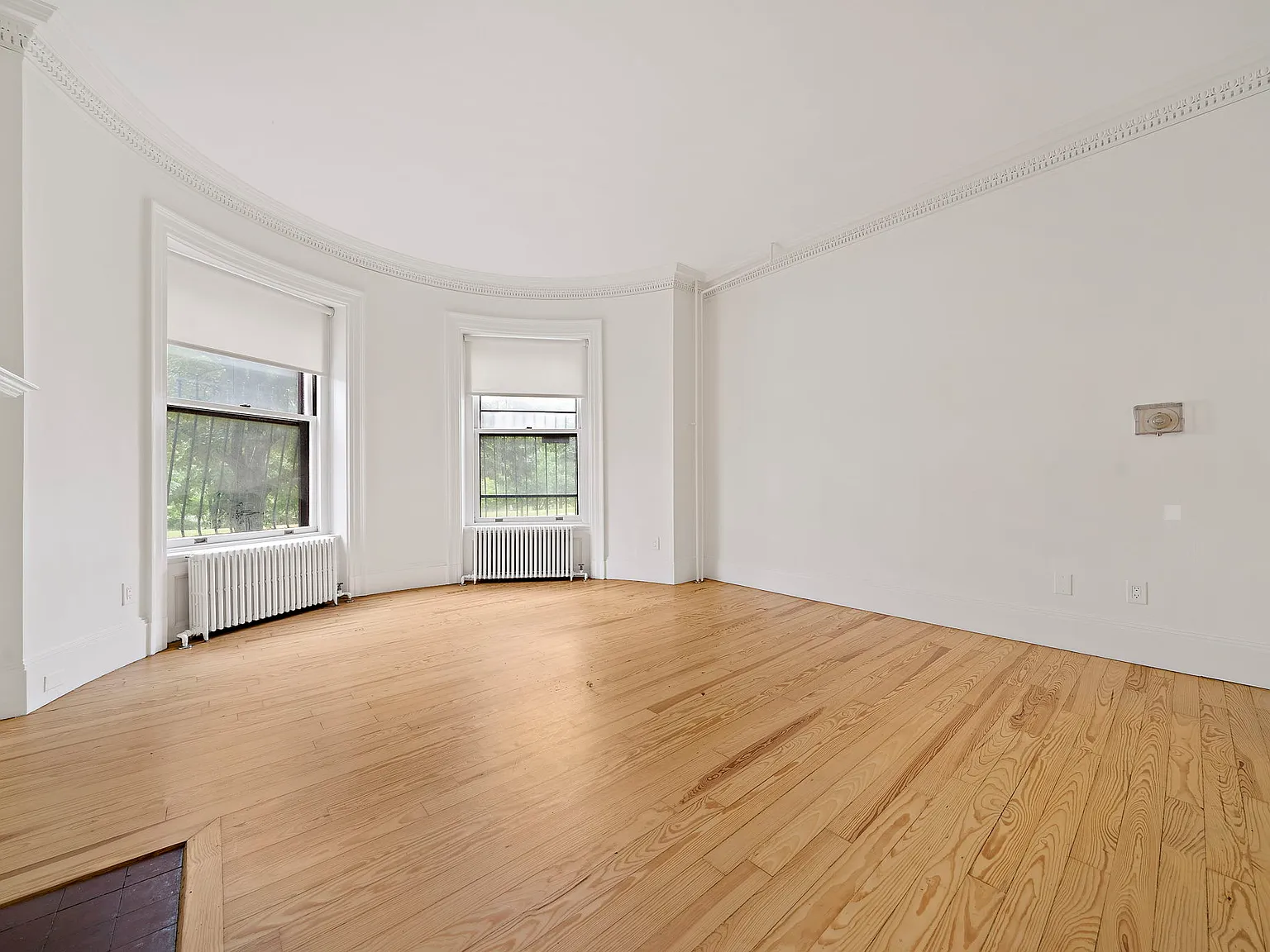 1 bed, 560 sqft, $2,650 — Photo 3