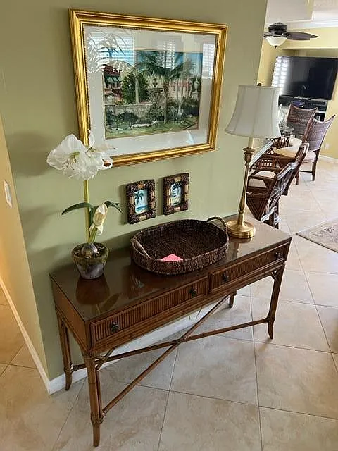 2 bed, 2.0 bath, 1183 sqft, $2,400 — Photo 3