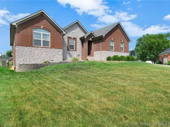 12305 Turnberry Trace, Sellersburg, IN 47172