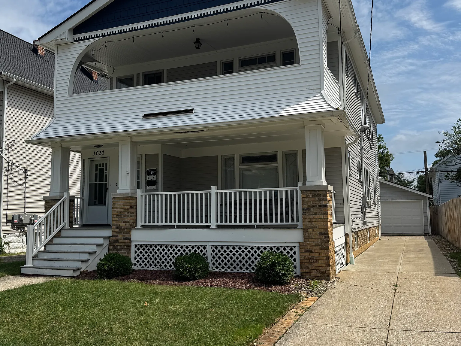 2 bed, 1184 sqft, $1,500 — Photo 1