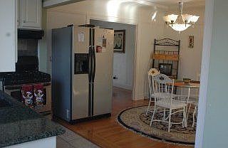4th image of 1443 California Dr