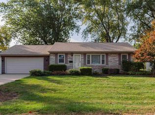 1124 35th Avenue Ct, East Moline, IL 61244