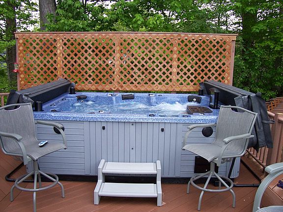 super spa with TV/DVD/CD player 4 speakers