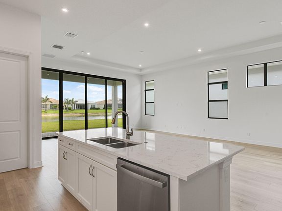 3rd image of 11327 SW Pietra Way