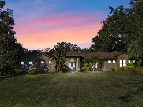 7743 Lake Ola Dr, Mount Dora, FL 32757