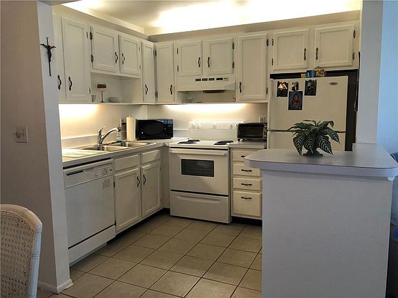 2nd image of 50 Woodland Dr APT 104