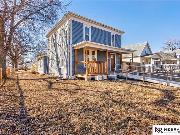 2nd image of 1023 Elk St