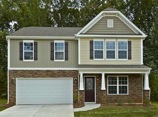 700 Rose Mallow Dr, Zebulon, NC 27597