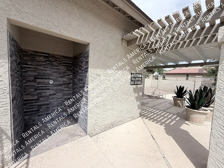 1254 N 85th Pl — Photo 30