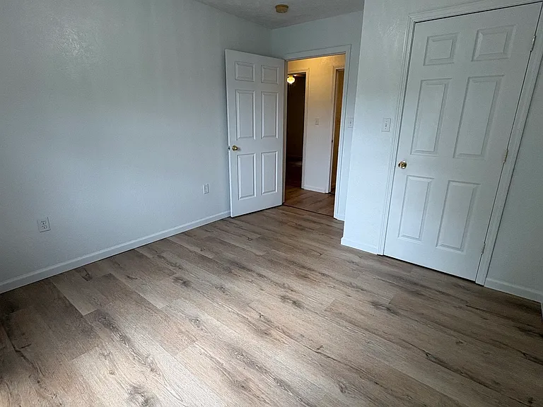 213 Post Rd #1 — Photo 10