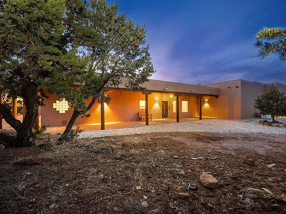 4th image of 4 Colorado Pl