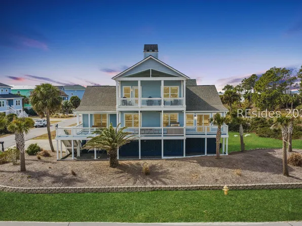 2 Ebb Tide Ct, Saint Helena Island, SC 29920