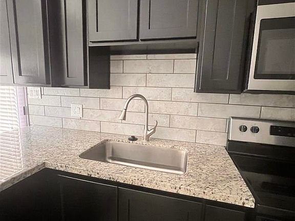 5th image of 8550 E 41st St