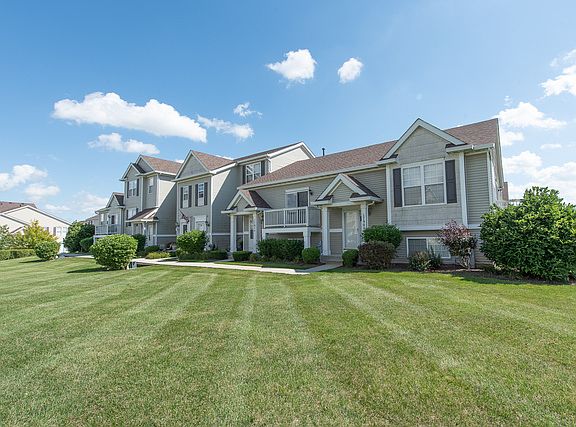 3rd image of 1788 Fieldstone Dr N