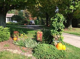 13029 Fairfield Trl, Chesterland, OH 44026