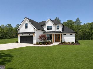 105 Loring Ln, Senoia, GA 30276
