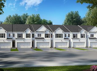 341 Sound Cir #135, Stockbridge, GA 30281